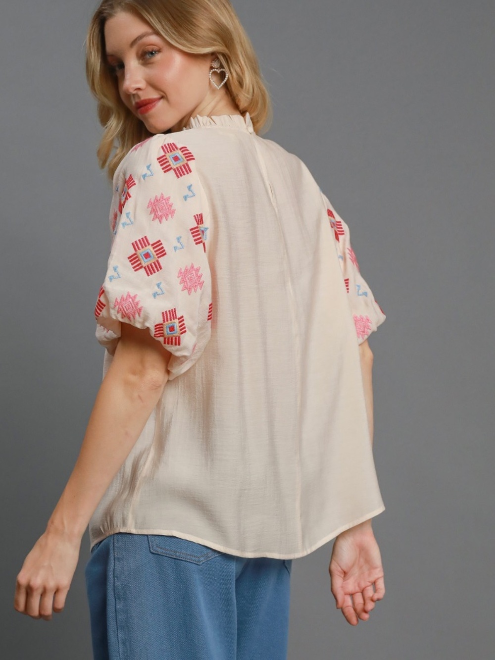 Umgee Embroidered Bubble Sleeve Boho Blouse NWT - Picture 7 of 8